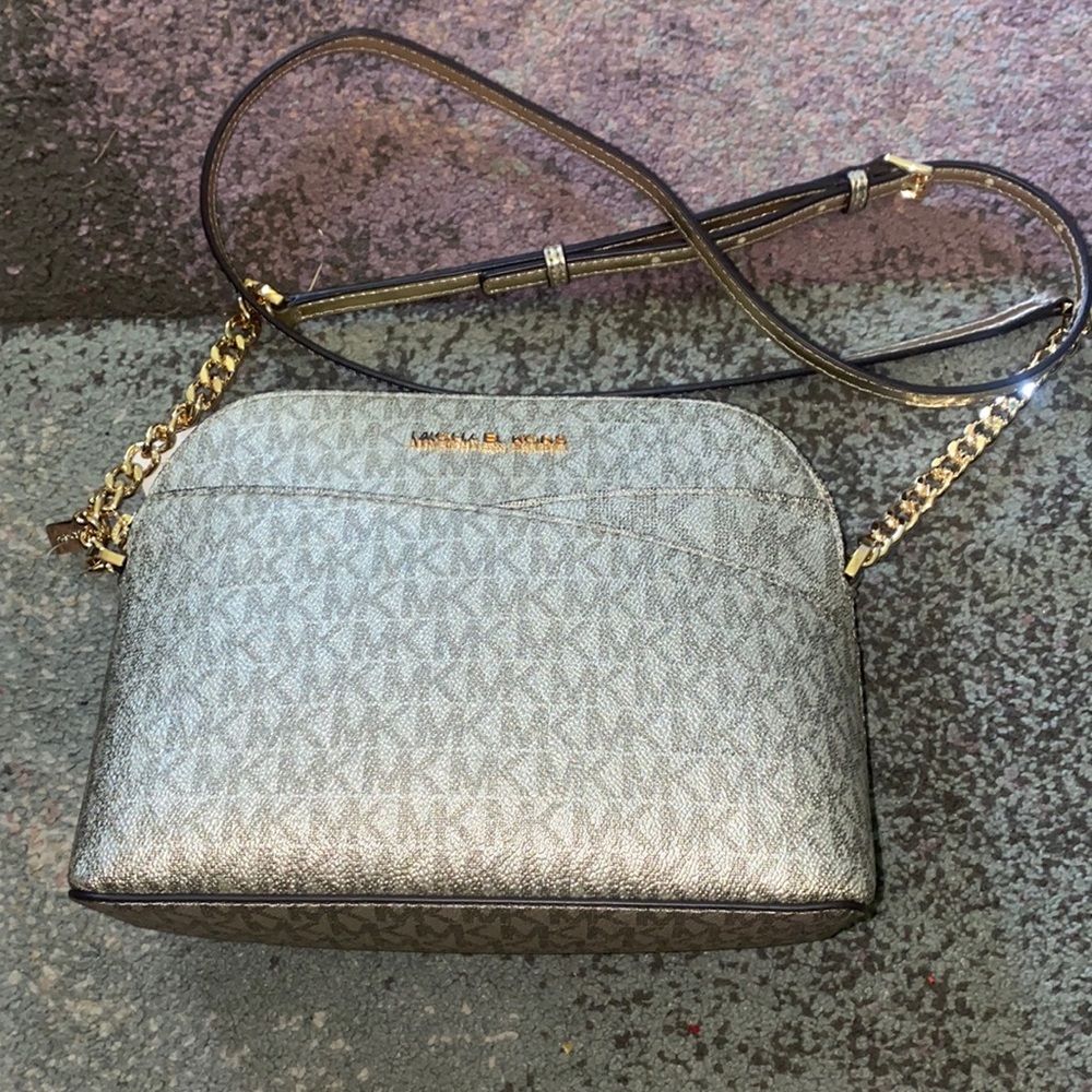 Micheal Kors bag
